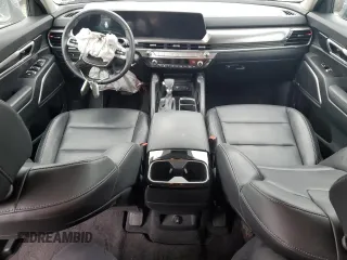 2024 Kia Telluride S с VIN 5XYP6DGC2RG543796, выставлен на аукционе Copart как лот 54404545 с пробегом 5 338 миль миль и Списание • Salvage title. История ставок и продаж доступна на DreamBid. Изображение 8.