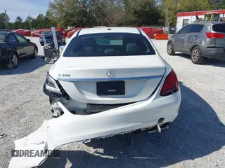 2021 Mercedes-Benz C 300 with VIN W1KWF8DBXMR608750, listed as a IAAI auction lot 41735468 with 20,712 mi miles and . Bid and sale history available at carsss.com. Image 16.