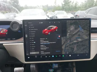 2021 Tesla Model S Long Range with VIN 5YJSA1E53MF428488, listed as a IAAI auction lot 42511017 with 68,482 mi miles and . Bid and sale history available at DreamBid. Image 17.