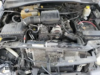 2003 Jeep Liberty Sport with VIN 1J4GK48K73W730795, listed as a Copart auction lot 46468005 with 232,292 mi miles and Salvage Title. Bid and sale history available at DreamBid. Image 13.