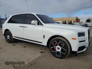 2022 Rolls-Royce Cullinan Black Badge z VIN SLATV8C01NU211417, wystawiony jako Copart lot #83323584 z przebiegiem 24 227 mil mil oraz Nie do naprawy. Historia ofert i sprzedaży dostępna na DreamBid. Obrazek 4.