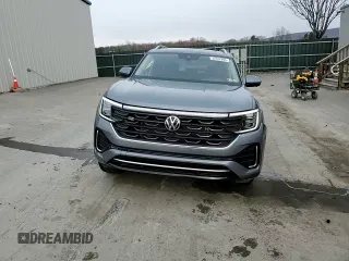 2024 Volkswagen Atlas SEL Premium R-Line with VIN 1V2FR2CAXRC537792, listed as a Copart auction lot 52522895 with 27,211 mi miles and Salvage title. Bid and sale history available at DreamBid. Image 12.