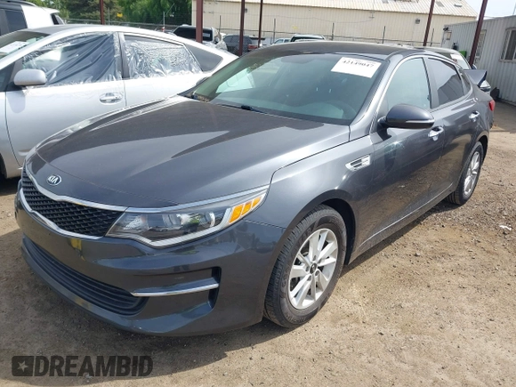 2018 Kia Optima LX z VIN KNAGT4L36J5216858, wystawiony jako IAAI lot #42149047 z przebiegiem 121 845 mil mil oraz . Historia ofert i sprzedaży dostępna na DreamBid. Obrazek 18.