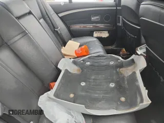 2003 BMW 7 Series 745i z VIN WBAGL63443DP63432, wystawiony jako Copart lot #60335925 z przebiegiem Nie podano mil oraz Szkoda całkowita • Salvage title. Historia ofert i sprzedaży dostępna na DreamBid. Obrazek 10.