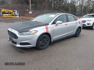 2014 Ford Fusion SE with VIN 1FA6P0HD4E5352723, listed as a IAAI auction lot 42011460 with 118,561 mi miles. Bid and sale history available at carsss.com. Image 2.