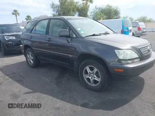 2002 Lexus RX 300 z VIN JTJGF10U420138288, wystawiony jako IAAI lot #42360614 z przebiegiem 136 583 mil mil oraz . Historia ofert i sprzedaży dostępna na DreamBid. Obrazek 1.