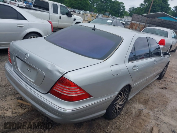 2006 Mercedes-Benz S 500 with VIN WDBNG75J16A465867, listed as a IAAI auction lot 42129329 with 160,715 mi miles and . Bid and sale history available at DreamBid. Image 4.