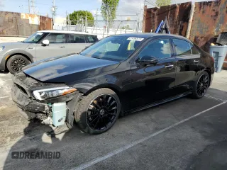 2019 Mercedes-Benz A 220 z VIN WDD3G4EB6KW005641, wystawiony jako Copart lot #51456575 z przebiegiem 47 719 mil mil oraz Szkoda całkowita • Salvage title. Historia ofert i sprzedaży dostępna na DreamBid. Obrazek 1.