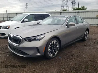 2024 BMW 5 Series 530i xDrive with VIN WBA53FJ07RCN91306, listed as a Copart auction lot 61221644 with 7,869 mi miles and Salvage Title. Bid and sale history available at carsss.com. Image 1.