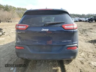 2014 Jeep Cherokee Limited with VIN 1C4PJLDB3EW172746, listed as a Copart auction lot 43509725 with 262,129 mi miles and Clean Title. Bid and sale history available at DreamBid. Image 6.