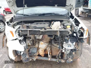 2022 Jeep Renegade Latitude with VIN ZACNJDB18NPN89443, listed as a IAAI auction lot 42161861 with 98,914 mi miles and . Bid and sale history available at DreamBid. Image 10.