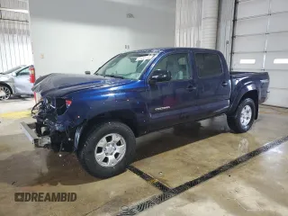 2013 Toyota Tacoma with VIN 3TMLU4EN4DM114454, listed as a Copart auction lot 61350405 with 142,295 mi miles and Salvage title. Bid and sale history available at DreamBid. Image 1.