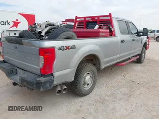 2020 Ford F-250 XL с VIN 1FT7W2BT6LEC10917, выставлен на аукционе IAAI как лот 42158569 с пробегом 120 975 миль миль и . История ставок и продаж доступна на DreamBid. Изображение 4.