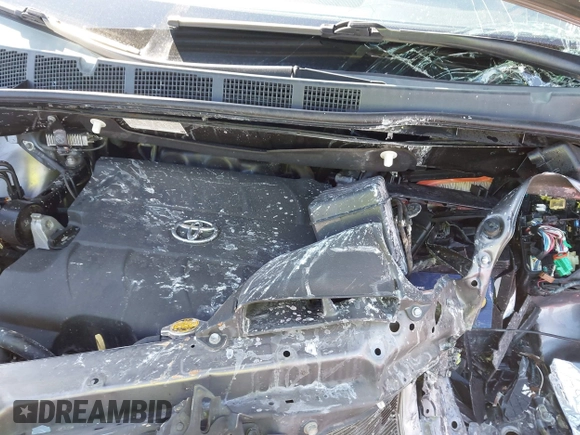 2014 Toyota Sienna LE AAS with VIN 5TDKK3DC9ES426654, listed as a IAAI auction lot 41592601 with Not Provided miles and . Bid and sale history available at DreamBid. Image 10.