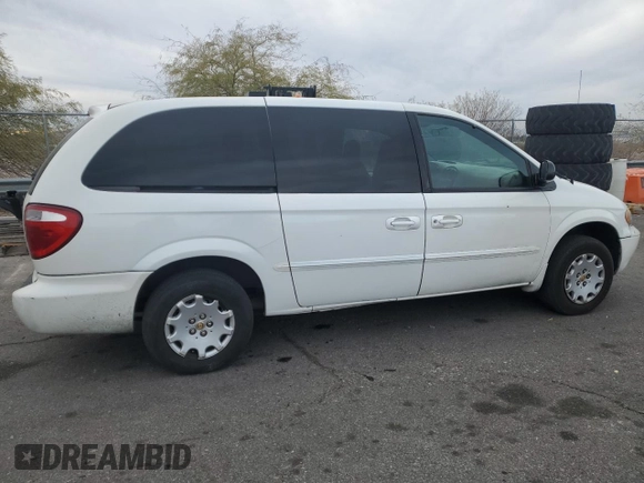 2002 Chrysler Town & Country eL with VIN 2C4GP343X2R774619, listed as a Copart auction lot 86717064 with 157,039 mi miles and Salvage Title. Bid and sale history available at carsss.com. Image 3.