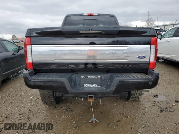 2018 Ford F-350 XL with VIN 1FT8W3BT8JEB07120, listed as a Copart auction lot 47641105 with 91,746 mi miles and Non Repairable. Bid and sale history available at DreamBid. Image 6.