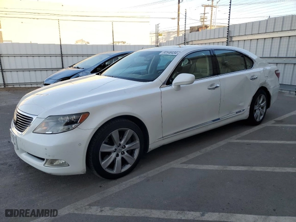 2008 Lexus LS 600h L with VIN JTHDU46F085004720, listed as a Copart auction lot 80546434 with NaN miles and Salvage Title. Bid and sale history available at carsss.com. Image 1.