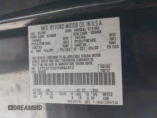 2000 Ford F-150 XL with VIN 1FTZX1723YNB84512, listed as a IAAI auction lot 41966003 with 1 mi miles. Bid and sale history available at carsss.com. Image 9.