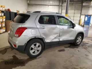 2020 Chevrolet Trax LS with VIN 3GNCJKSB9LL218067, listed as a Copart auction lot 63389735 with 32,555 mi miles and Salvage title. Bid and sale history available at DreamBid. Image 3.