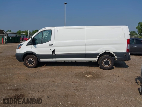 2016 Ford Transit z VIN 1FTYR2YM7GKB49371, wystawiony jako IAAI lot #42734901 z przebiegiem 439 908 mil mil oraz . Historia ofert i sprzedaży dostępna na DreamBid. Obrazek 14.