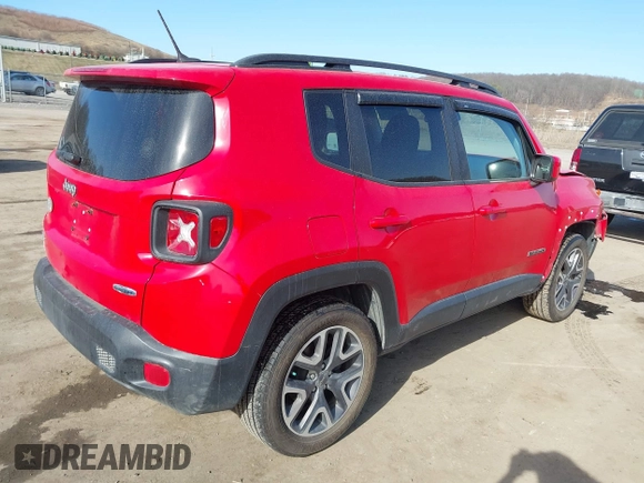 2015 Jeep Renegade Latitude with VIN ZACCJBBT3FPC45343, listed as a IAAI auction lot 41749291 with 49,608 mi miles. Bid and sale history available at carsss.com. Image 4.