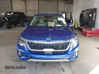 2021 Kia Seltos SX with VIN KNDETCA28M7154385, listed as a IAAI auction lot 41533749 with 34,973 mi miles. Bid and sale history available at carsss.com. Image 12.