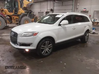 2007 Audi Q7 Premium with VIN WA1BY74L37D058938, listed as a IAAI auction lot 41928034 with 163,779 mi miles and . Bid and sale history available at DreamBid. Image 2.