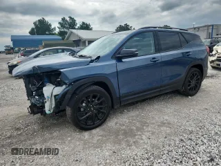 2024 GMC Terrain SLT z VIN 3GKALPEG5RL270081, wystawiony jako Copart lot #58701885 z przebiegiem 8 865 mil mil oraz Szkoda całkowita • Salvage title. Historia ofert i sprzedaży dostępna na DreamBid. Obrazek 1.