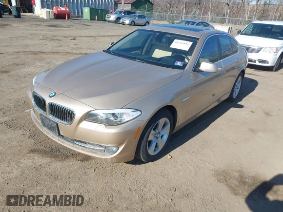 2013 BMW 5 Series 528i with VIN WBAXG5C52DDY33728, listed as a IAAI auction lot 41713841 with 105,963 mi miles and . Bid and sale history available at carsss.com. Image 2.