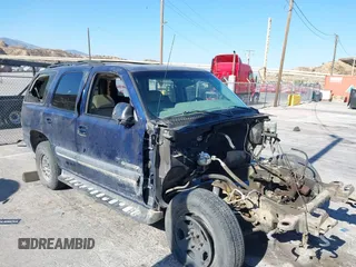 2002 Chevrolet Tahoe LT with VIN 1GNEC13T92R190931, listed as a IAAI auction lot 40059646 with 1 mi miles. Bid and sale history available at carsss.com. Image 1.