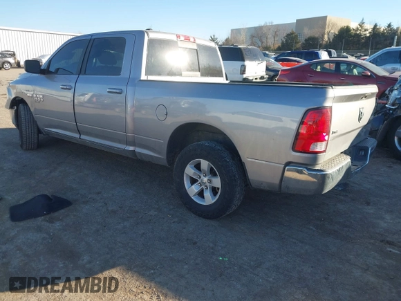 2020 Ram 1500 SLT z VIN 1C6RR7TT6LS101264, wystawiony jako IAAI lot #41359390 z przebiegiem 94 762 mil mil oraz . Historia ofert i sprzedaży dostępna na DreamBid. Obrazek 3.