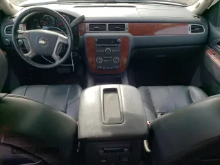 2011 Chevrolet Avalanche LT with VIN 3GNTKFE37BG375838, listed as a Copart auction lot 78036164 with 172,720 mi miles and Salvage Title. Bid and sale history available at DreamBid. Image 8.
