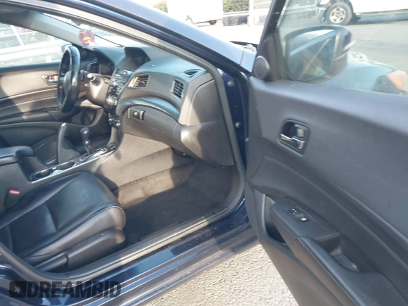 2014 Acura ILX with VIN 19VDE1F38EE013919, listed as a IAAI auction lot 41155130 with 213,640 mi miles. Bid and sale history available at carsss.com. Image 5.