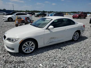 2013 BMW 3 Series 328i with VIN WBADW3C58DJ525183, listed as a Copart auction lot 54215945 with 63,946 mi miles and Salvage title. Bid and sale history available at DreamBid. Image 1.