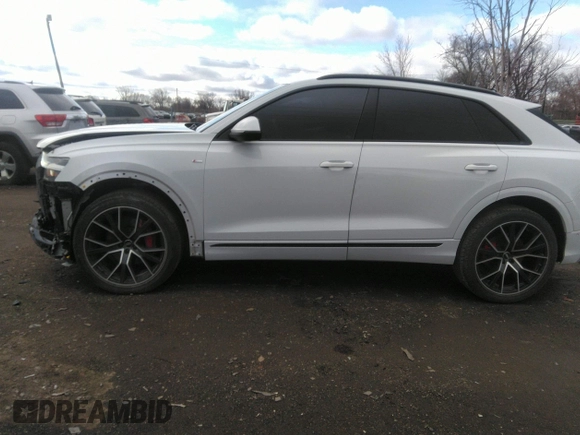 2021 Audi Q8 Premium Plus with VIN WA1EVAF11MD005634, listed as a IAAI auction lot 41919643 with 36,392 mi miles. Bid and sale history available at carsss.com. Image 14.