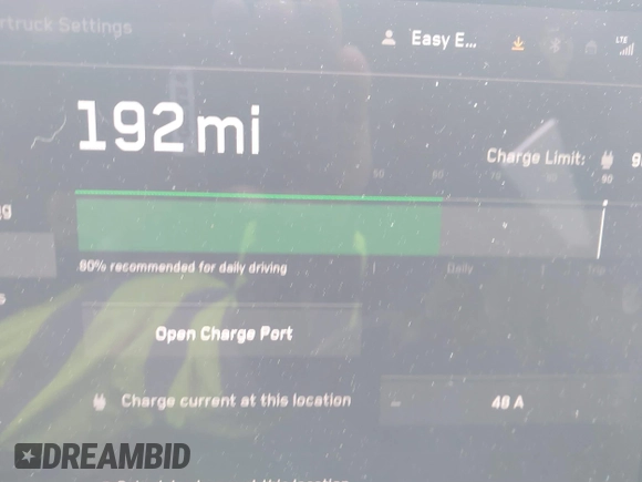 2025 Tesla Cybertruck с VIN 7G2CEHED8SA059806, выставлен на аукционе IAAI как лот 41706116 с пробегом 212 миль миль и . История ставок и продаж доступна на DreamBid. Изображение 17.
