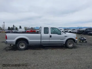 2000 Ford Super Duty F-250 XL with VIN 1FTNX20F7YEB15484, listed as a IAAI auction lot 41749294 with 188,261 mi miles. Bid and sale history available at carsss.com. Image 12.