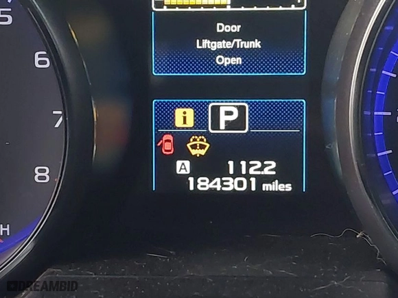 2015 Subaru Outback 2.5i Limited with VIN 4S4BSALC6F3211088, listed as a IAAI auction lot 41557247 with 184,301 mi miles. Bid and sale history available at carsss.com. Image 15.