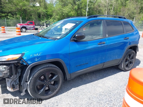 2017 Jeep Cherokee Altitude with VIN 1C4PJLAS7HW663071, listed as a IAAI auction lot 42186905 with 203,296 mi miles and . Bid and sale history available at DreamBid. Image 17.