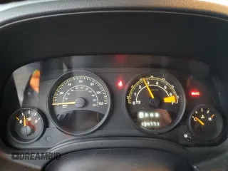 2014 Jeep Patriot Altitude with VIN 1C4NJPBAXED595327, listed as a Copart auction lot 53665005 with 134,771 mi miles and Salvage Title. Bid and sale history available at DreamBid. Image 9.