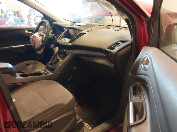 2014 Ford Escape SE with VIN 1FMCU0G99EUC78252, listed as a IAAI auction lot 41764372 with 98,662 mi miles. Bid and sale history available at carsss.com. Image 5.