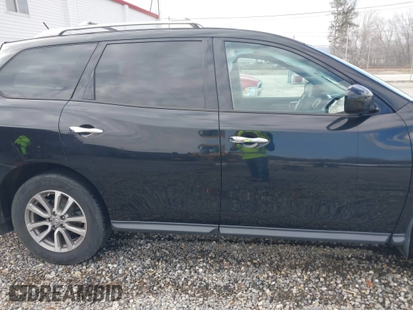 2015 Nissan Pathfinder Platinum with VIN 5N1AR2MM5FC709030, listed as a IAAI auction lot 41490975 with 121,875 mi miles and . Bid and sale history available at DreamBid. Image 13.