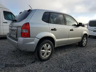 2009 Hyundai Tucson GLS with VIN KM8JM12B79U113216, listed as a Copart auction lot 75191434 with 132,677 mi miles and Salvage Title. Bid and sale history available at carsss.com. Image 3.