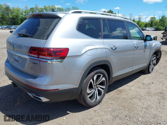 2023 Volkswagen Atlas SEL z VIN 1V2BR2CA2PC510744, wystawiony jako IAAI lot #42292142 z przebiegiem 20 612 mil mil oraz . Historia ofert i sprzedaży dostępna na DreamBid. Obrazek 4.