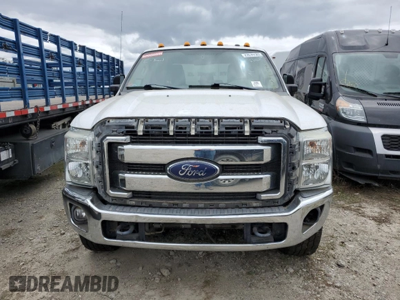 2015 Ford F-350 Platinum with VIN 1FT8W3BT8FEC04180, listed as a Copart auction lot 53910485 with 224,614 mi miles and Clean Title. Bid and sale history available at DreamBid. Image 5.