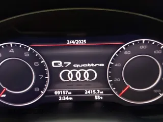 2018 Audi Q7 Premium Plus with VIN WA1LHAF76JD020886, listed as a IAAI auction lot 41719704 with 69,157 mi miles. Bid and sale history available at carsss.com. Image 7.