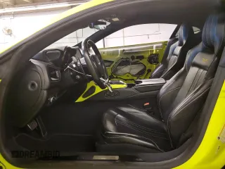 2020 Aston Martin Vantage z VIN SCFSMGAWXLGN03363, wystawiony jako Copart lot #81833084 z przebiegiem Nie podano mil oraz Szkoda całkowita • Salvage title. Historia ofert i sprzedaży dostępna na DreamBid. Obrazek 7.