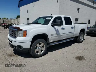 2011 GMC Sierra 2500HD Denali with VIN 1GT125C88BF165016, listed as a Copart auction lot 60305095 with 179,762 mi miles and Salvage title. Bid and sale history available at DreamBid. Image 1.