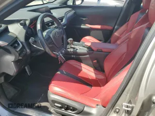 2021 Lexus UX 250h F Sport z VIN JTHE9JBH9M2042051, wystawiony jako Copart lot #62956415 z przebiegiem 51 972 mil mil oraz Szkoda całkowita • Salvage title. Historia ofert i sprzedaży dostępna na DreamBid. Obrazek 7.