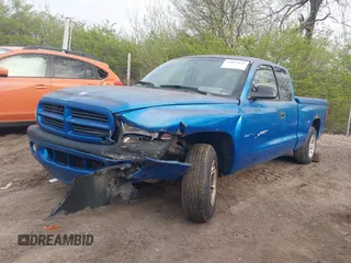 2000 Dodge Dakota with VIN 1B7GL22X8YS774590, listed as a IAAI auction lot 42027035 with 93,092 mi miles and . Bid and sale history available at DreamBid. Image 6.